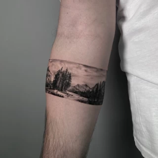 4401EFDE-0B4C-404E-A300-C98E3E9903B1.jpeg - The Black Hat Tattoo