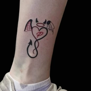 Bella Guest Tattoo Artist Black Hat Tattoo Nice - 202323 - The Black Hat Tattoo