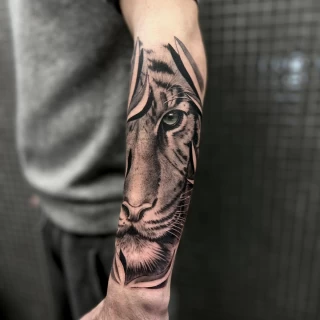 7720b057-7223-4e31-bfbe-62f38a149920 - The Black Hat Tattoo