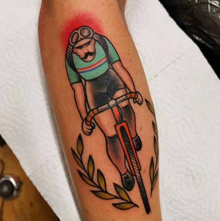 Black Hat Tattoo Nice - 2022- Guest Artist - Vlad - Old School TattooScreenshot_20221123-112433_Instagram - The Black Hat Tattoo