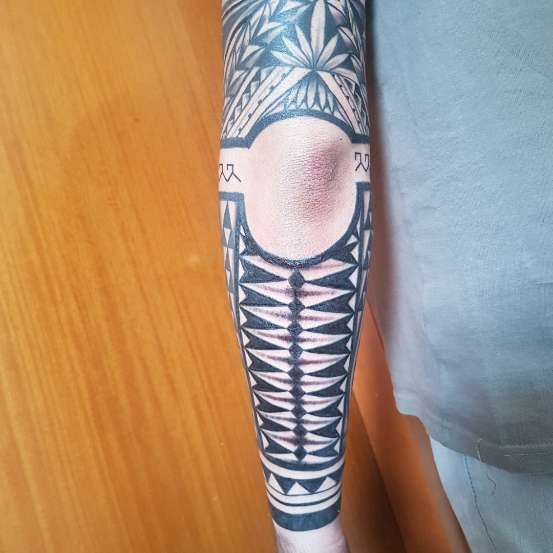 Back Hat Tattoo Nice 2023 - Nad Savarino - Tattoo Artist Guest Nice11 - The Black Hat Tattoo