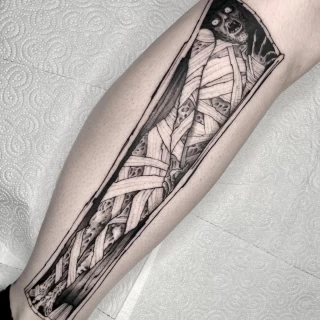 558CB0FD-E23C-4F21-A6CA-8254A65C2726 - The Black Hat Tattoo