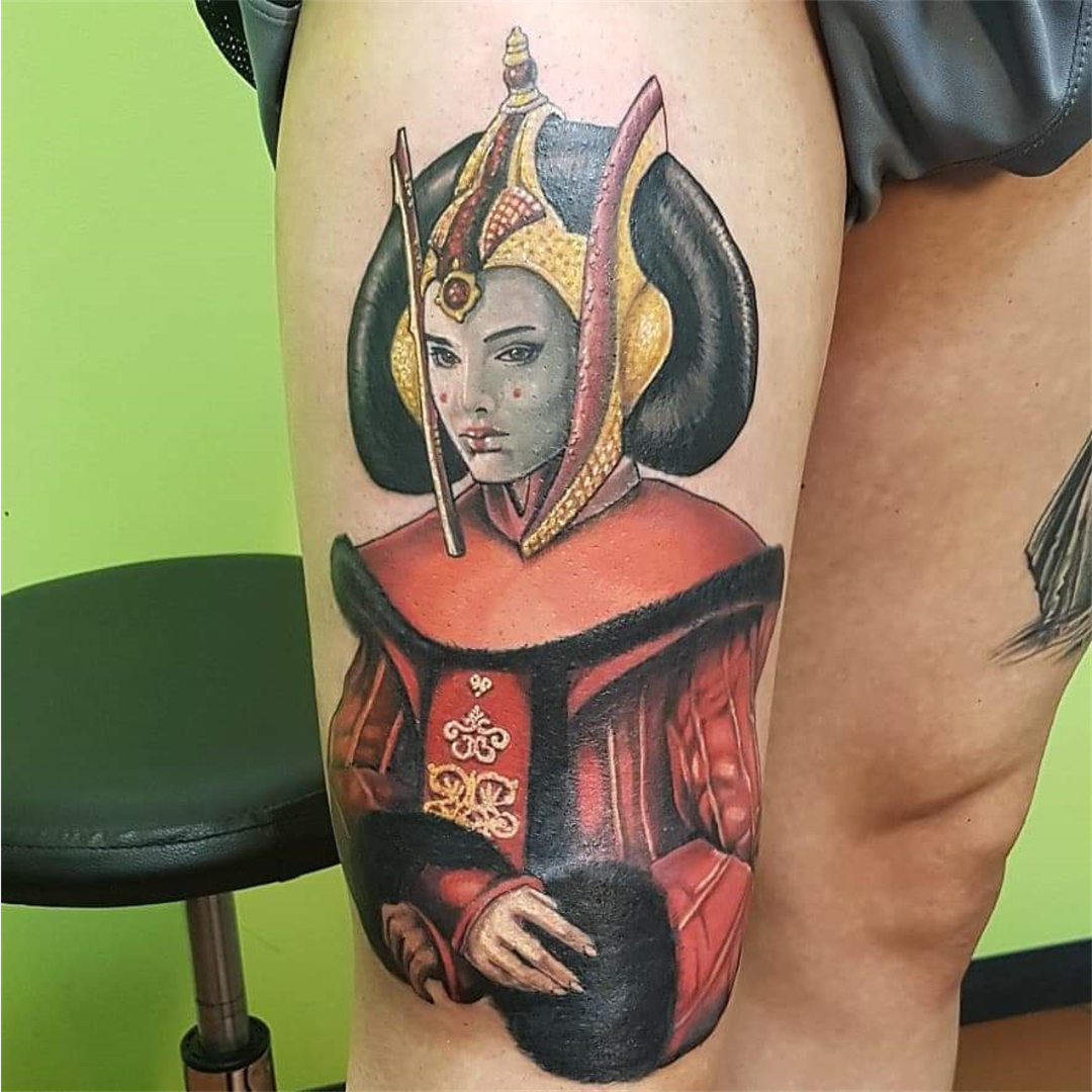 Back Hat Tattoo Nice 2023 - Nad Savarino - Tattoo Artist Guest Nice28 - The Black Hat Tattoo