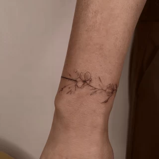 4D096D56-2958-416C-B37D-568D3F4D19C8 - The Black Hat Tattoo