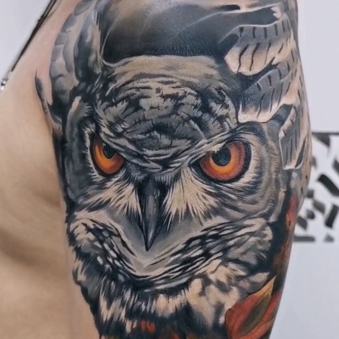Yuliya murashowa - Guest Artist - Black Hat Tattoo Nice9 - The Black Hat Tattoo