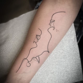 One line face - Minimalism Dotwork and Linework  - Black Hat Tattoo Dublin - The Black Hat Tattoo