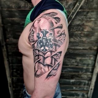 Family crest - shield - Realism, Microrealism and Portrait Tattoo - Black Hat Tattoo Dublin - The Black Hat Tattoo