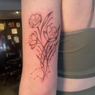 Flower lines - Minimalism Dotwork and Linework  - Black Hat Tattoo Dublin - The Black Hat Tattoo