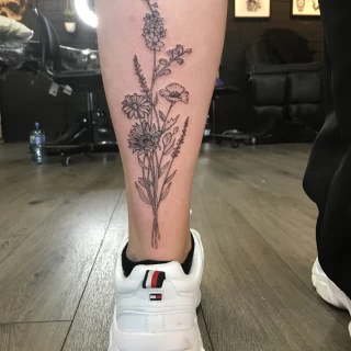 Flowers on leg fine lines - Minimalism Dotwork and Linework  - Black Hat Tattoo Dublin - The Black Hat Tattoo