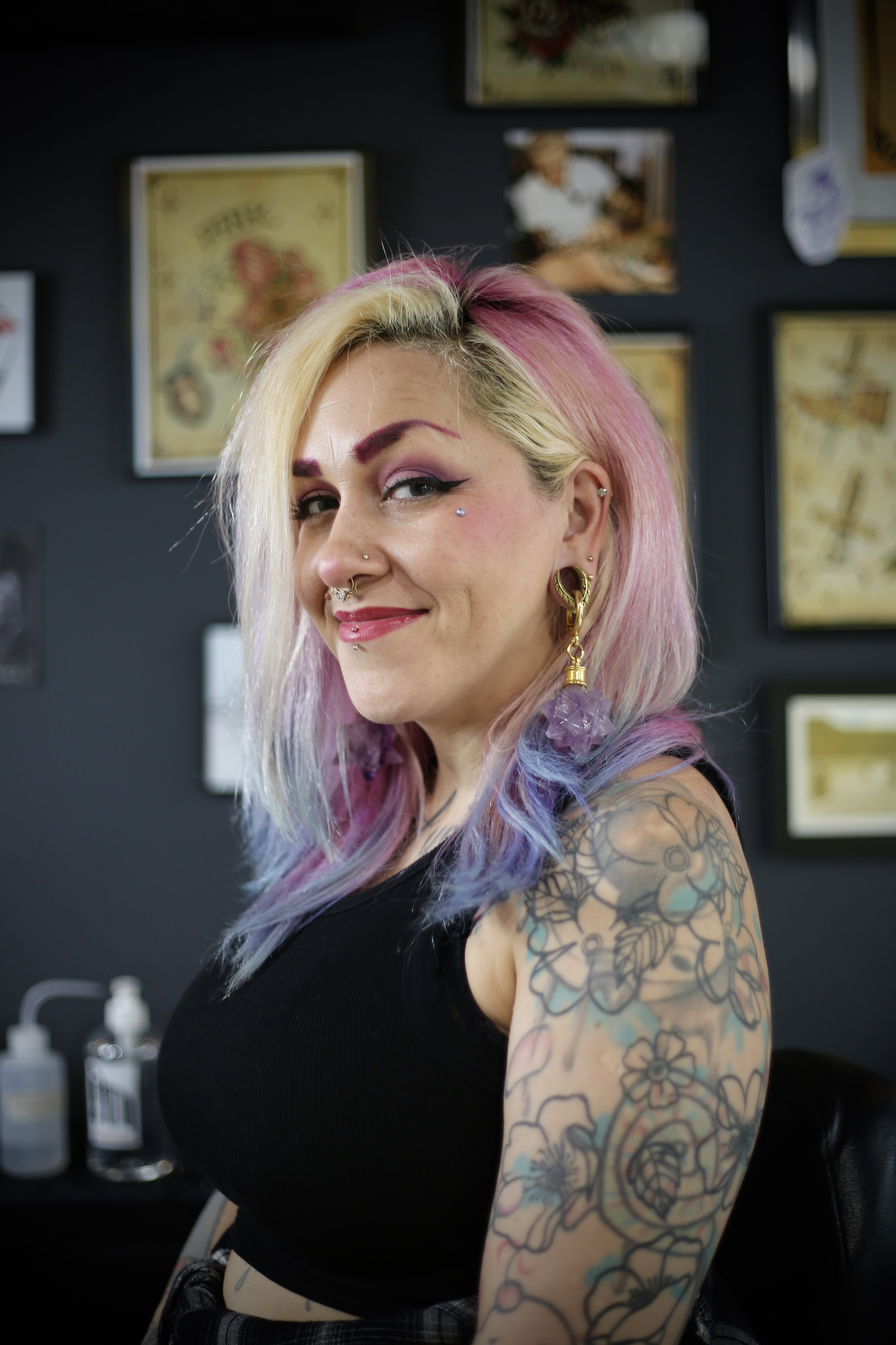 5DLV8430 - The Black Hat Tattoo