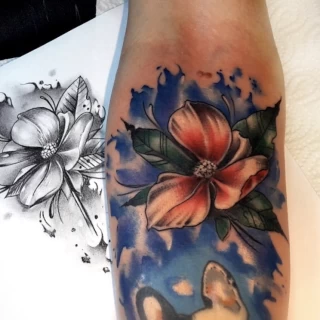 Flower - Tattoo Neotraditionnal - Black Hat Tattoo Dublin - The Black Hat Tattoo